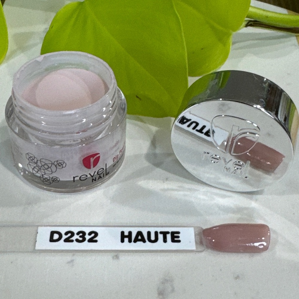 Revel Nail Dip Powder D232 Haute